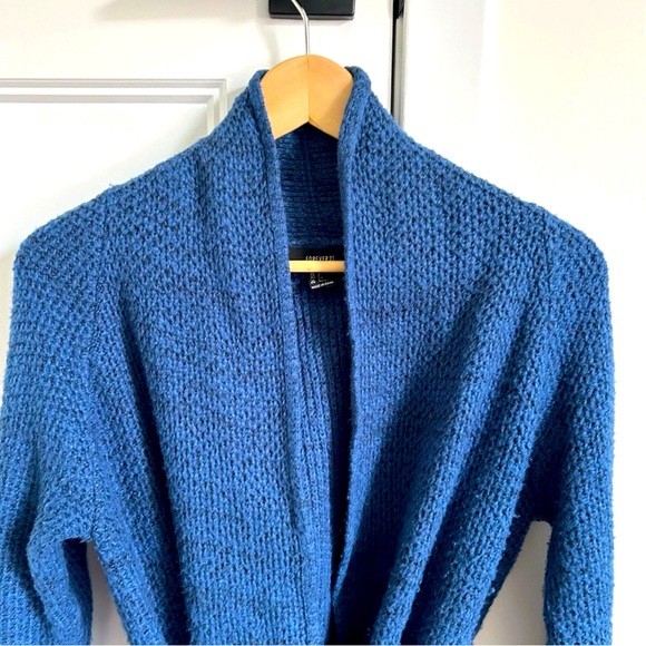 Forever 21 Cardigan - Picture 2 of 6